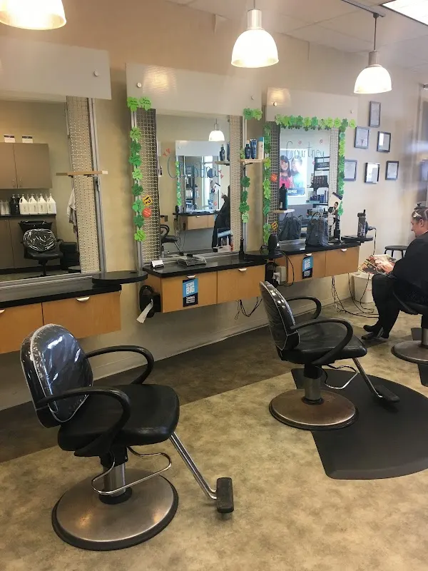 SUPERCUTS — Hair salon in Appleton